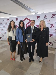 uroczystość wręczenia tytułu doktora honoris causa . Kliknij, aby powiększyć zdjęcie.